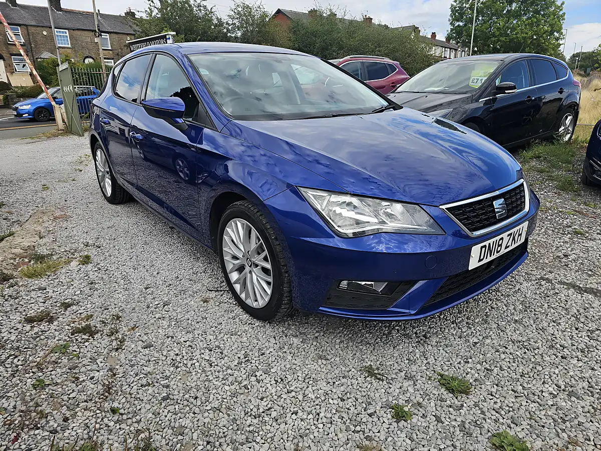 Used 2018 SEAT Leon Se Dynamic Technology Blue - Interior and Exterior details 2