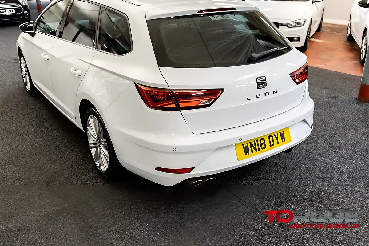 Used 2018 SEAT Leon Xcellence Technology White - Interior and Exterior details 13