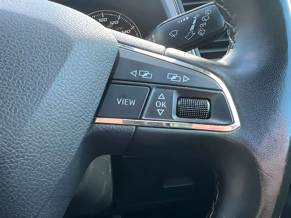 Used 2018 SEAT Leon Xcellence Urban Silver - Interior and Exterior details 14