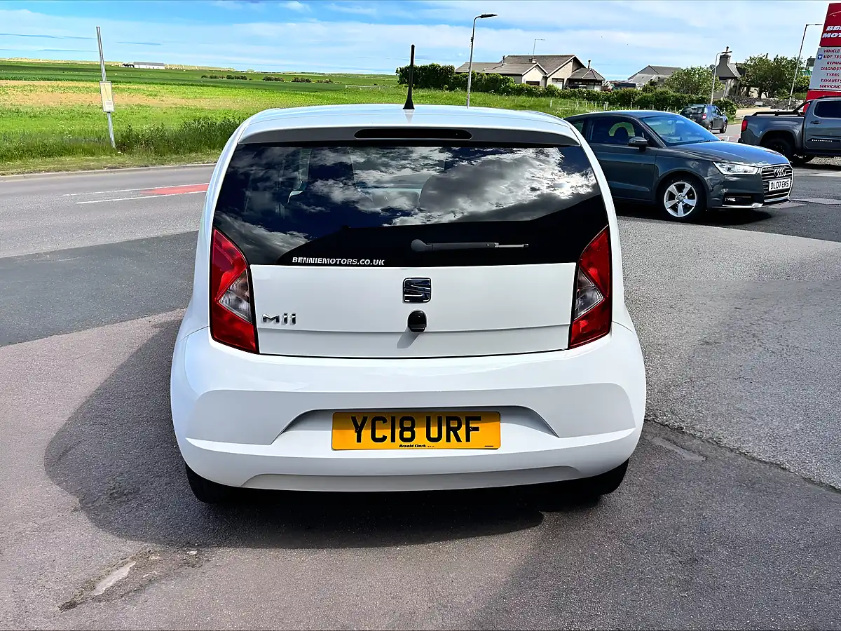 Used 2018 SEAT Mii Design White - Interior and Exterior details 6