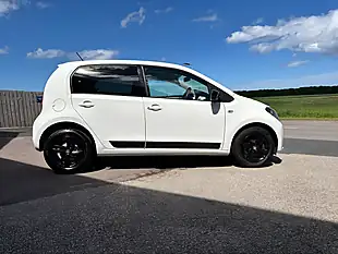Used 2018 SEAT Mii Design White - Interior and Exterior details 8