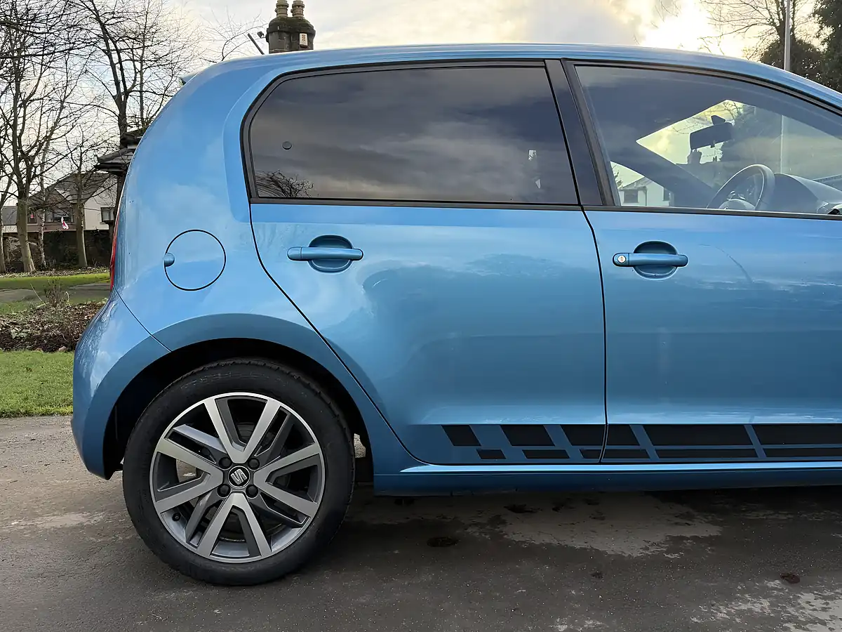 Used 2018 SEAT Mii Fr Line Blue - Interior and Exterior details 11