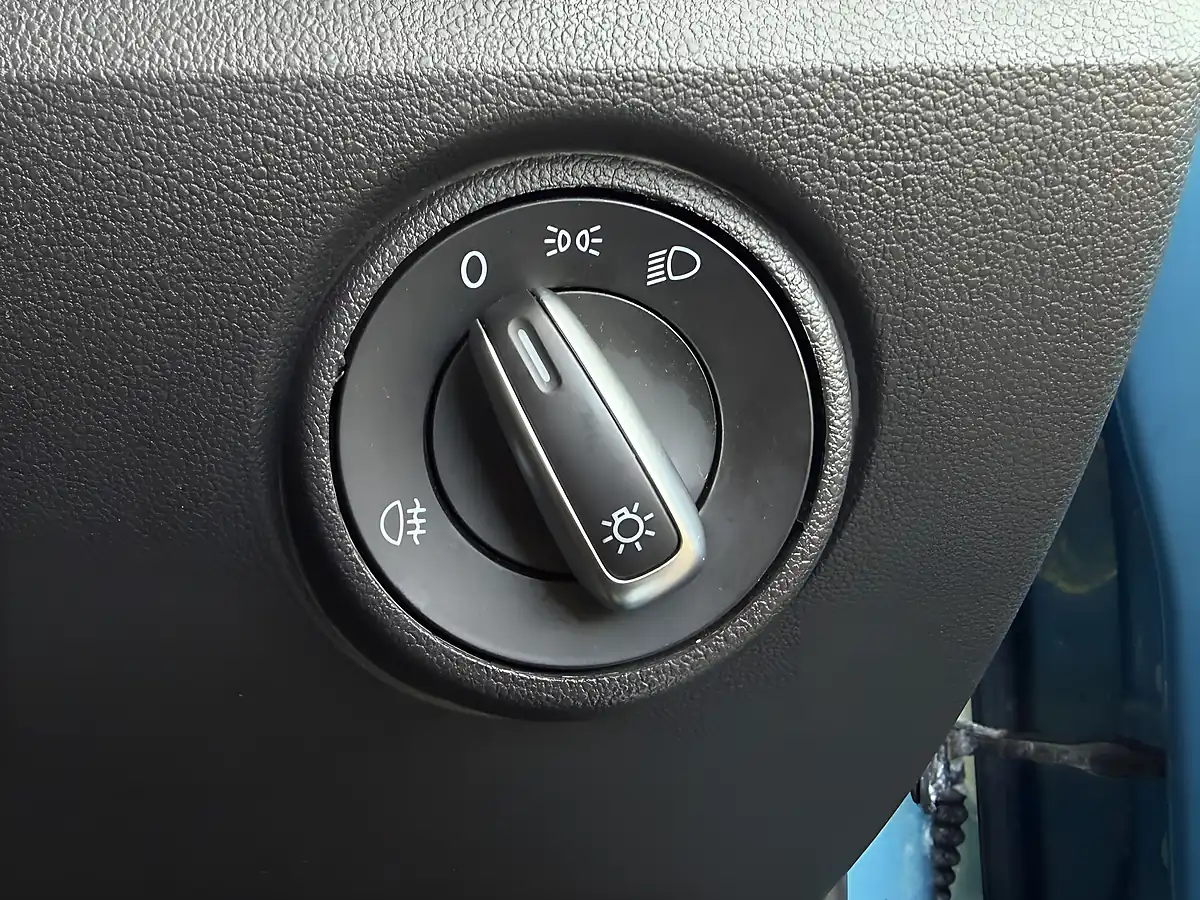 Used 2018 SEAT Mii Fr Line Blue - Interior and Exterior details 20