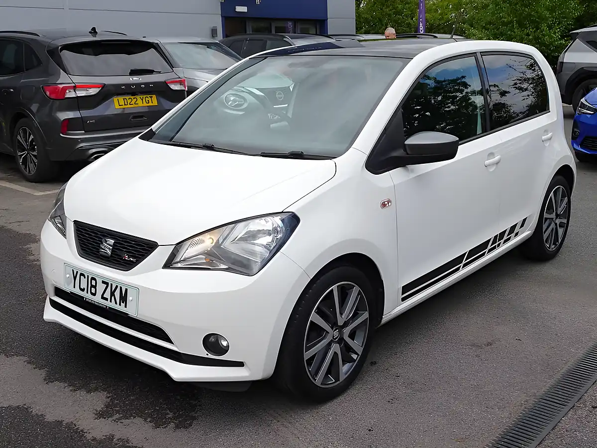 Used 2018 SEAT Mii Fr Line Candy White - Front View