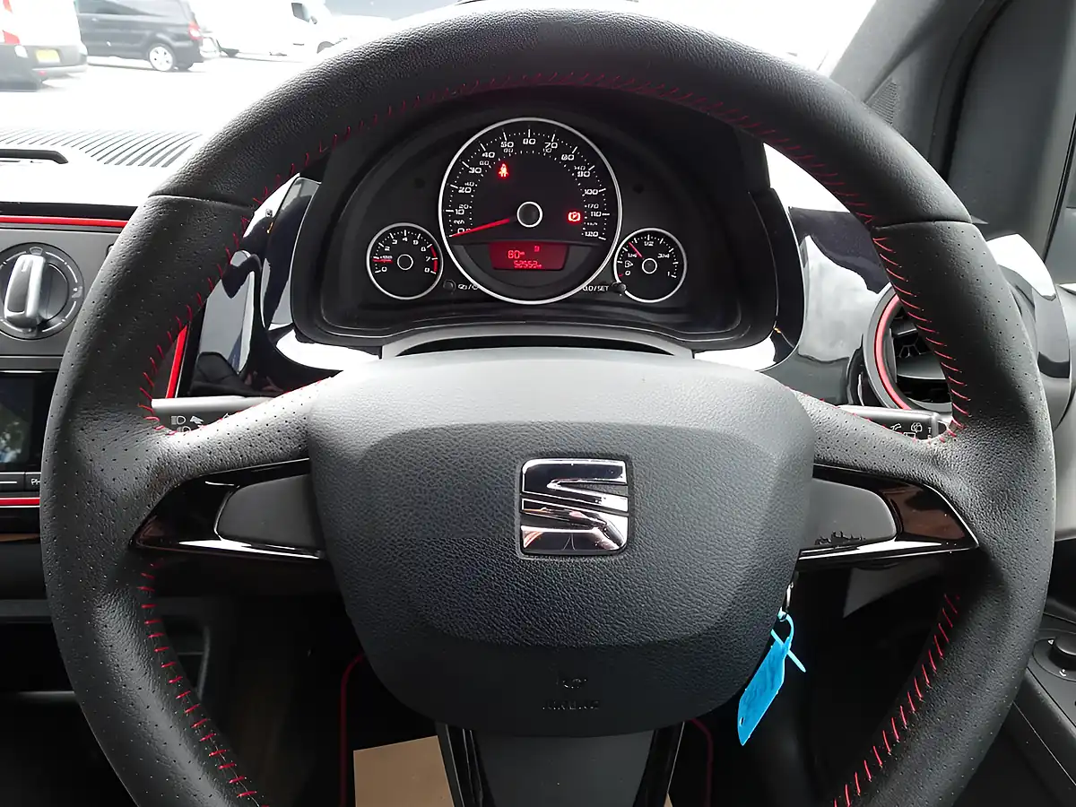 Used 2018 SEAT Mii Fr Line Candy White - Interior and Exterior details 5