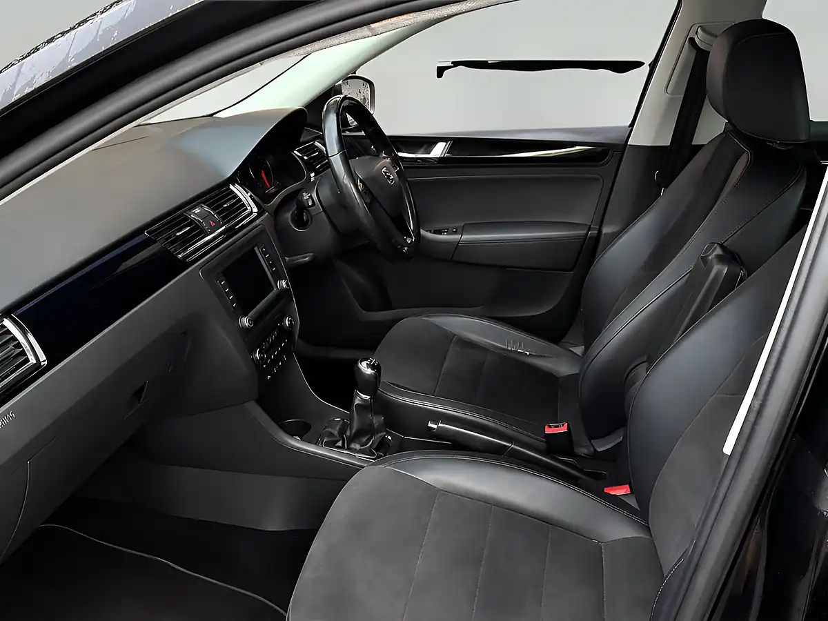 Used 2018 SEAT Toledo Xcellence Black - Interior and Exterior details 4