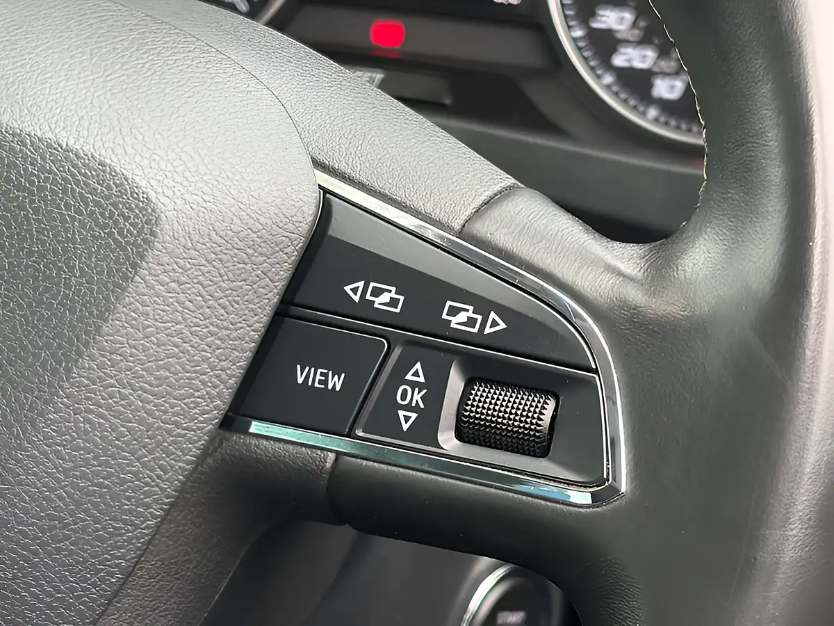 Used 2018 SEAT Toledo Xcellence Mediterranean Blue - Interior and Exterior details 12