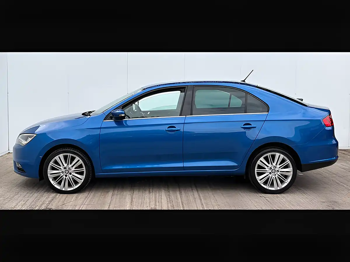 Used 2018 SEAT Toledo Xcellence Mediterranean Blue - Interior and Exterior details 17