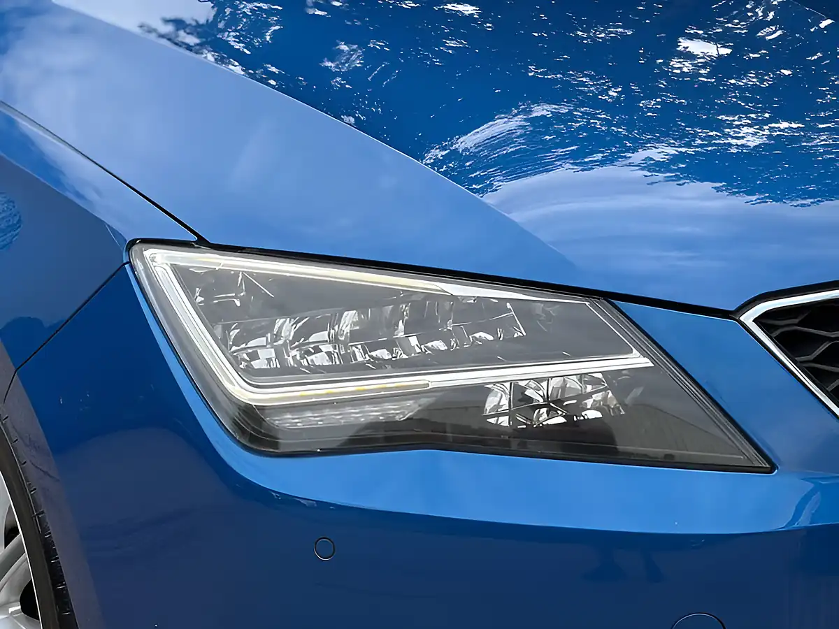 Used 2018 SEAT Toledo Xcellence Mediterranean Blue - Interior and Exterior details 6
