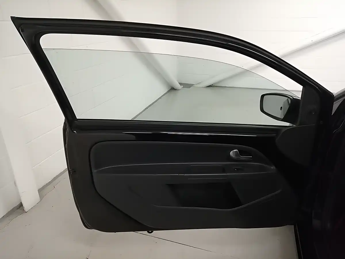 Used 2018 Skoda Citigo Monte Carlo Black - Interior and Exterior details 18