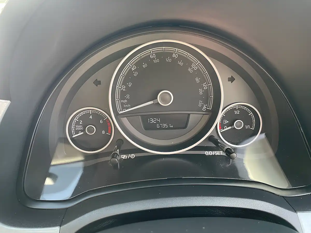 Used 2018 Skoda Citigo Se L Black - Interior and Exterior details 19