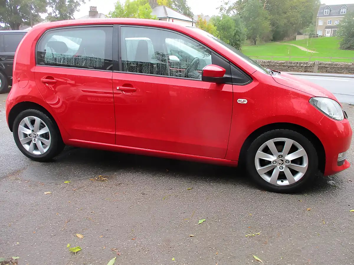 Used 2018 Skoda Citigo Se L Red - Interior and Exterior details 5