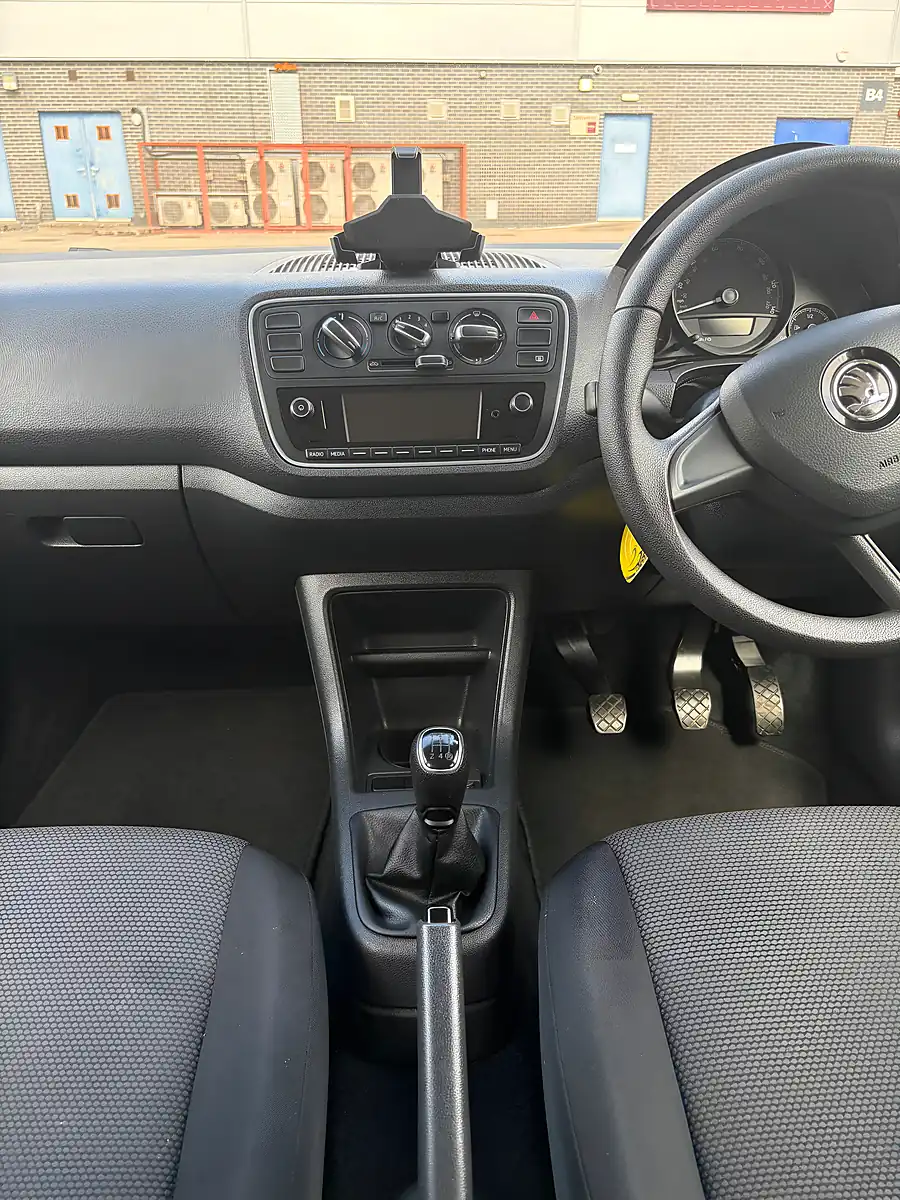 Used 2018 Skoda Citigo Se Silver - Interior and Exterior details 13