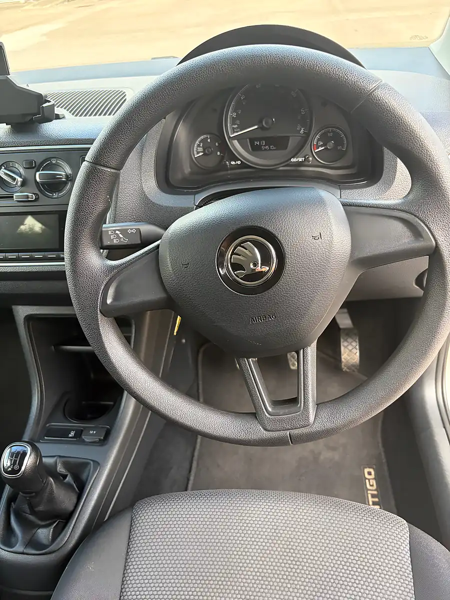 Used 2018 Skoda Citigo Se Silver - Interior and Exterior details 14
