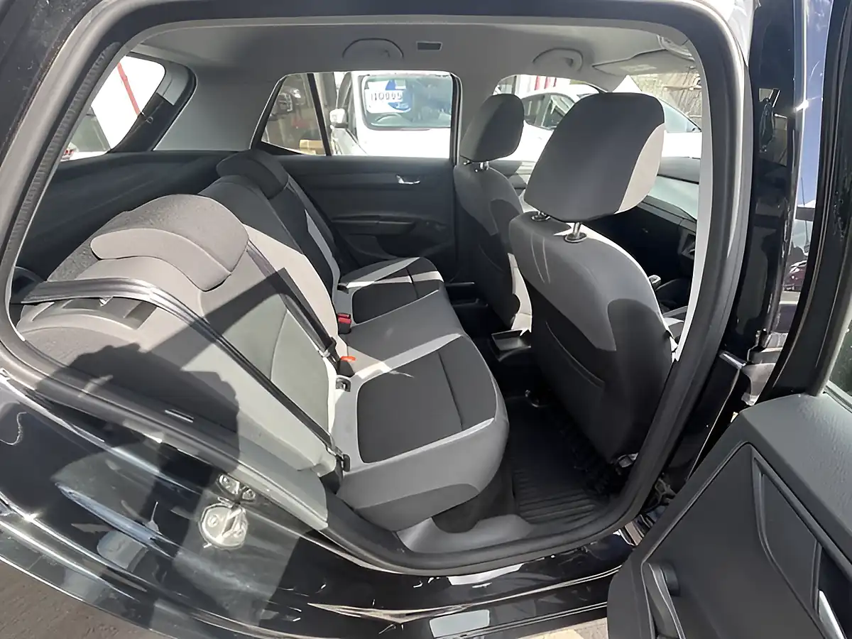 Used 2018 Skoda Fabia Colour Edition Black - Interior and Exterior details 19