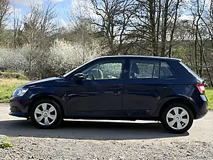 Used 2018 Skoda Fabia S Blue - Interior and Exterior details 9