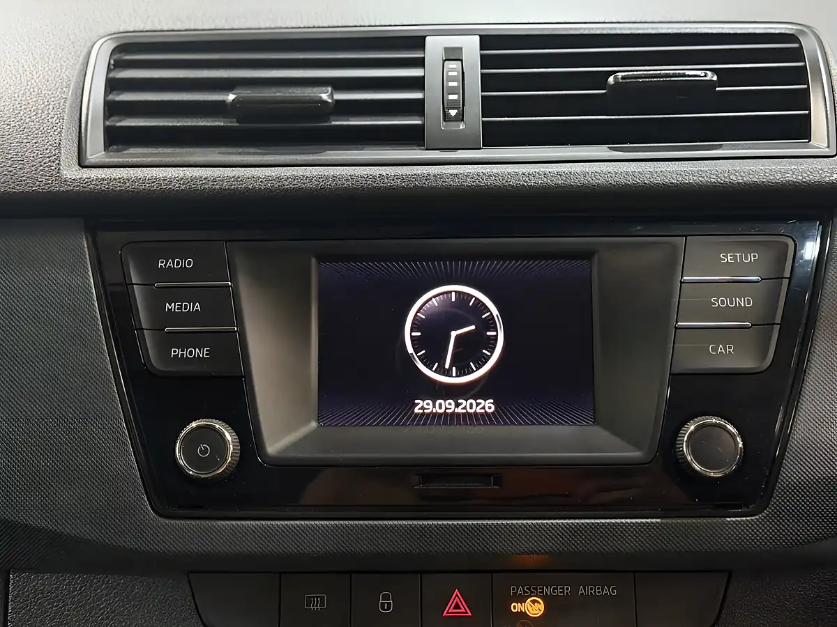 Used 2018 Skoda Fabia S Blue - Interior and Exterior details 11