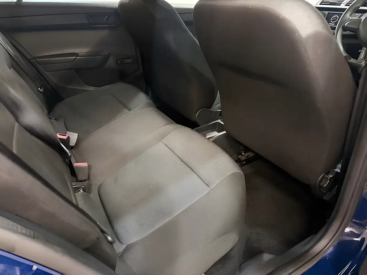 Used 2018 Skoda Fabia S Blue - Interior and Exterior details 16