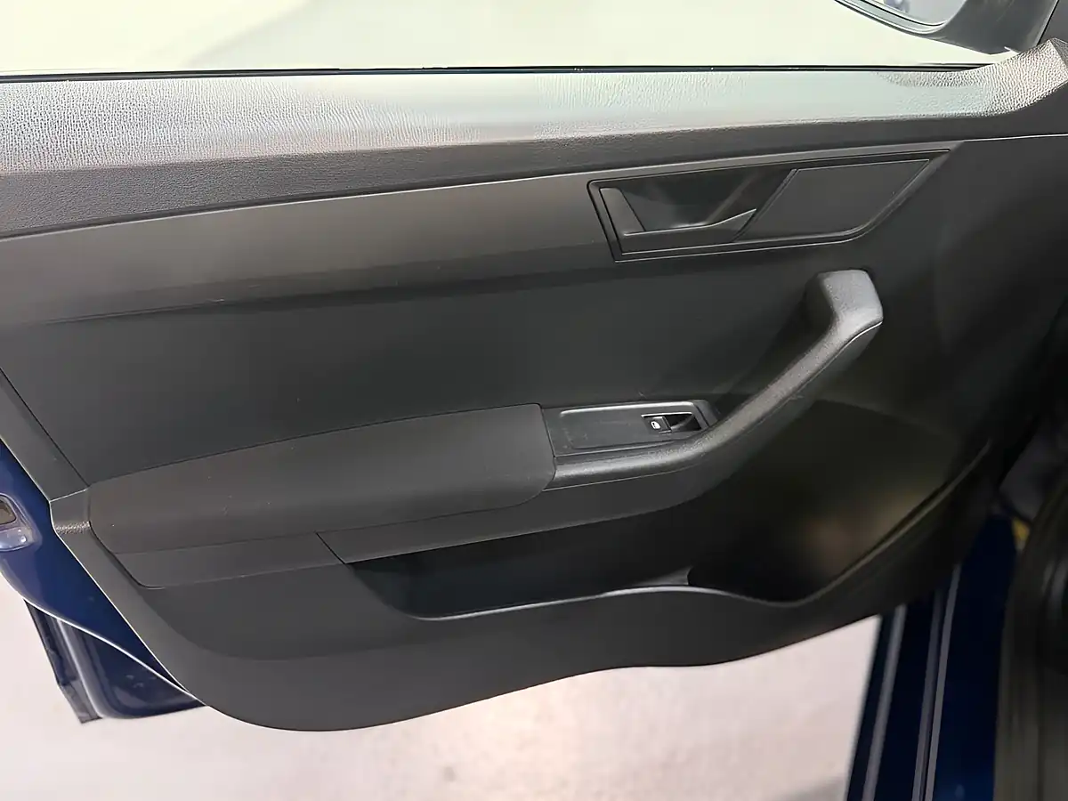 Used 2018 Skoda Fabia S Blue - Interior and Exterior details 20