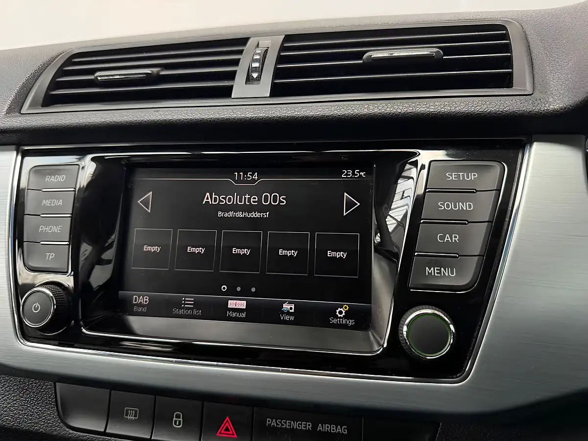 Used 2018 Skoda Fabia Se Black - Interior and Exterior details 12