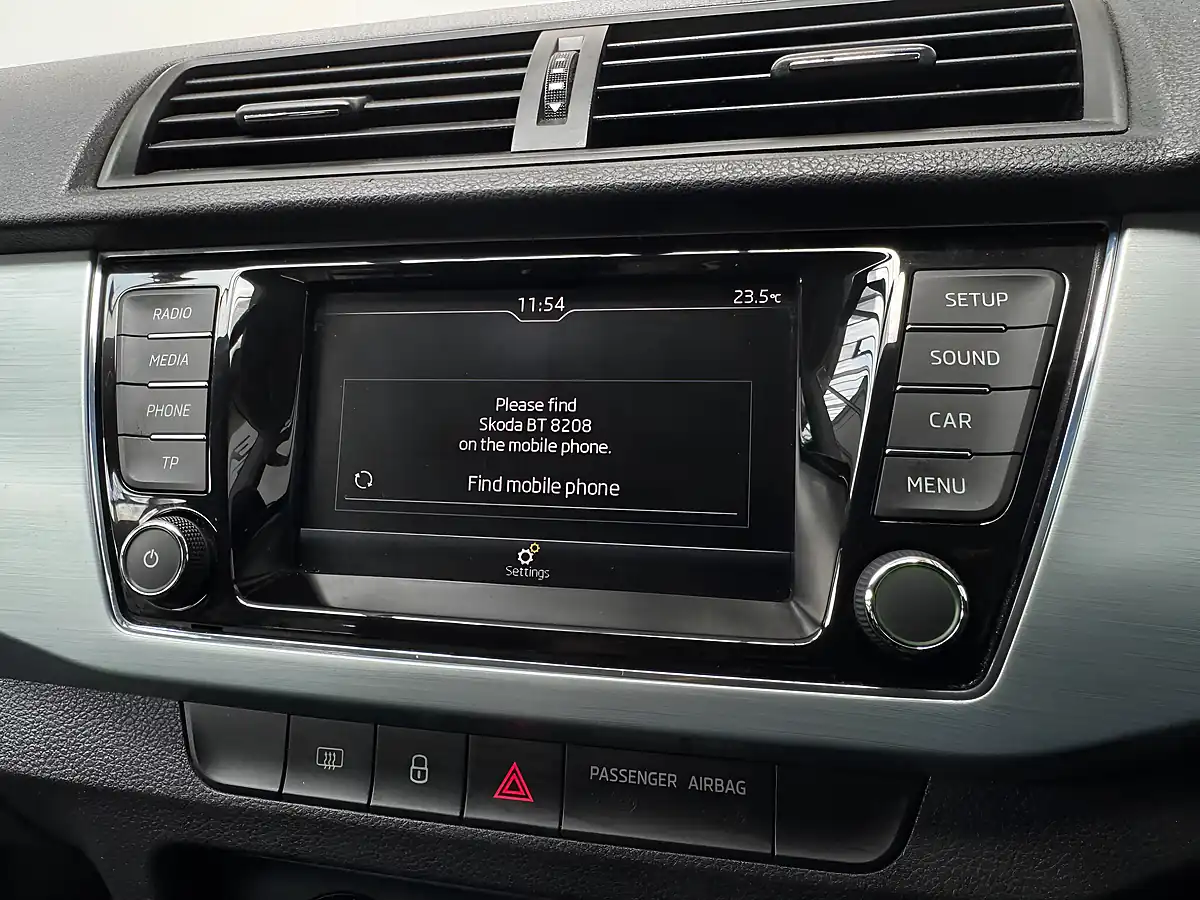 Used 2018 Skoda Fabia Se Black - Interior and Exterior details 13