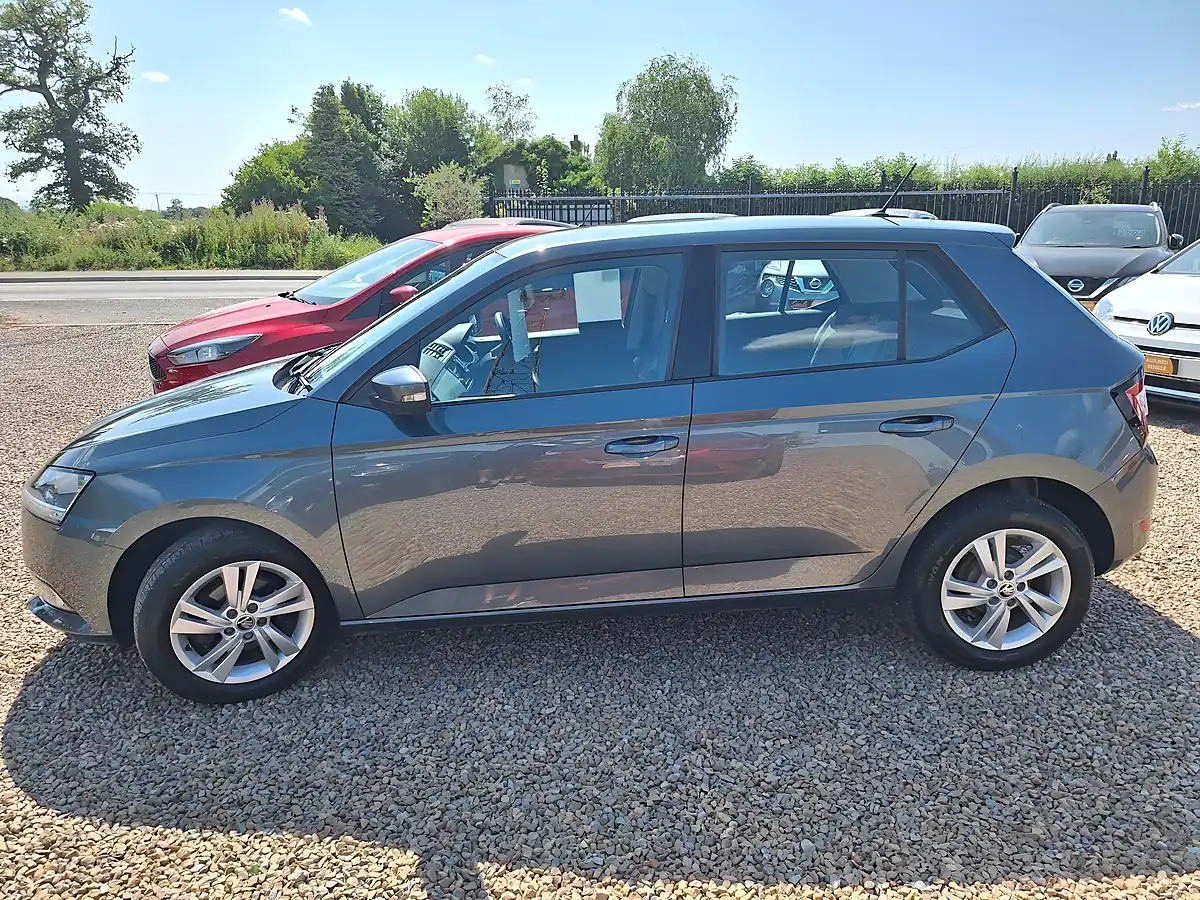 Used 2018 Skoda Fabia Se Grey - Interior and Exterior details 13