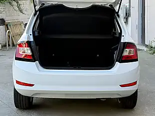 Used 2018 Skoda Fabia Se L White - Interior and Exterior details 10