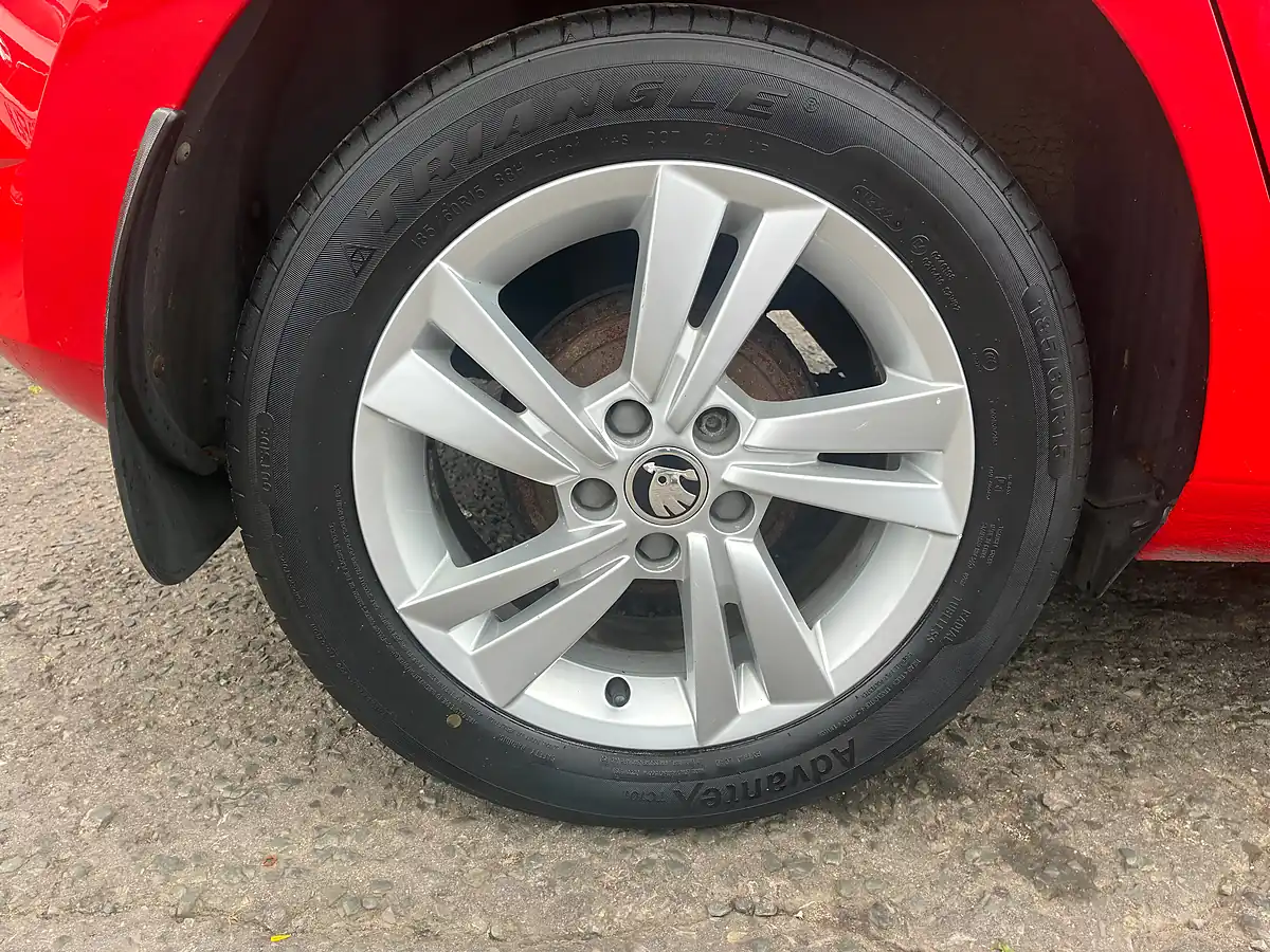 Used 2018 Skoda Fabia Se Red - Interior and Exterior details 9