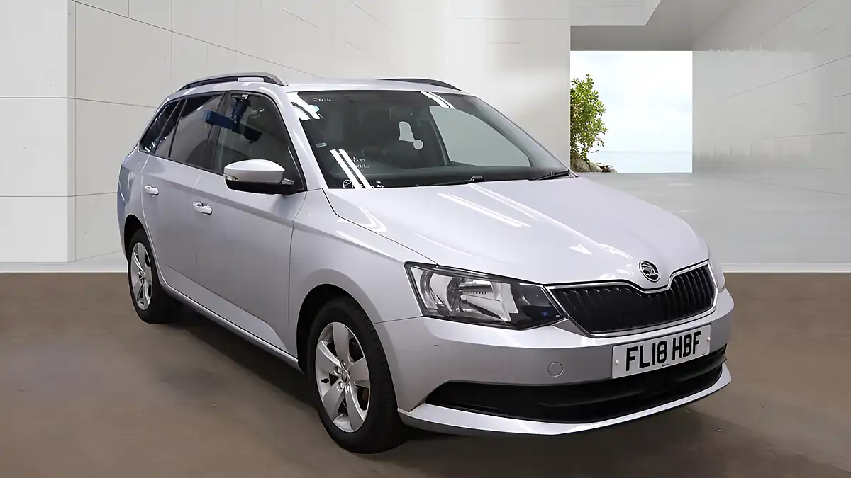 Used 2018 Skoda Fabia Se Silver - Front View