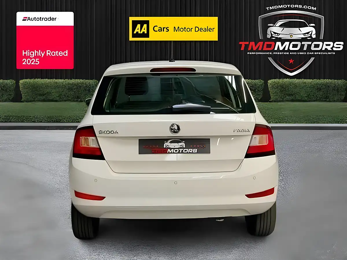 Used 2018 Skoda Fabia Se White - Interior and Exterior details 5