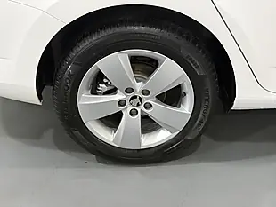 Used 2018 Skoda Fabia Se White - Interior and Exterior details 4