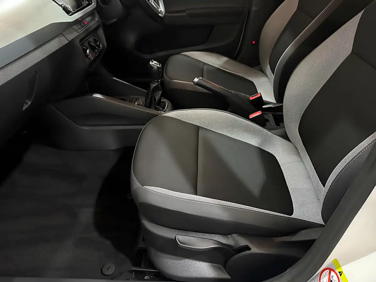 Used 2018 Skoda Fabia Se White - Interior and Exterior details 5