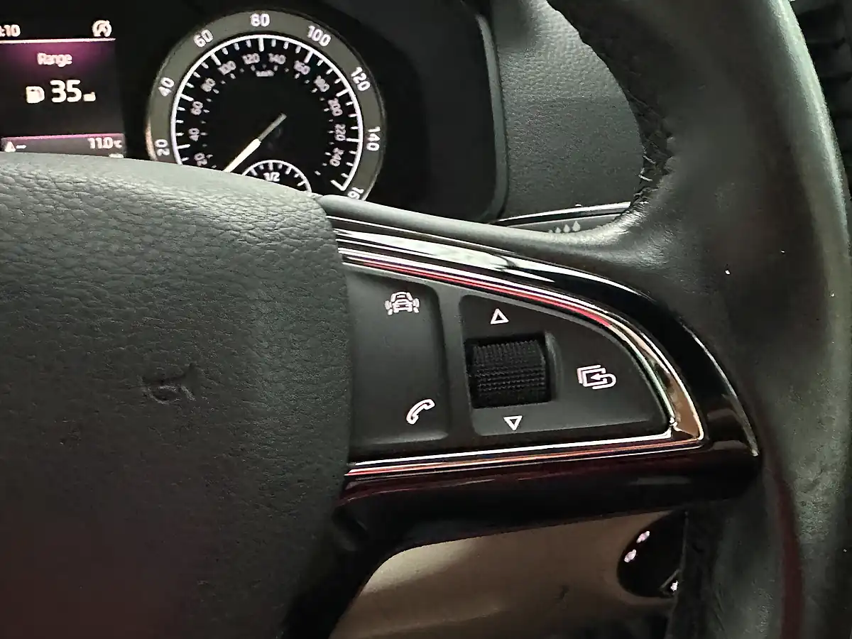 Used 2018 Skoda Karoq Edition Business Grey - Interior and Exterior details 14