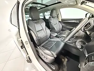 Used 2018 Skoda Karoq Edition White - Interior and Exterior details 18
