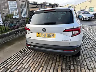 Used 2018 Skoda Karoq Se Brilliant Silver - Interior and Exterior details 11