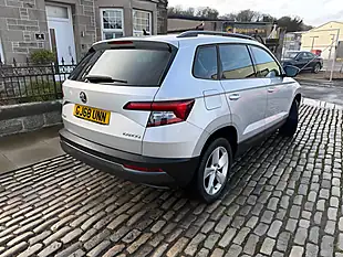Used 2018 Skoda Karoq Se Brilliant Silver - Interior and Exterior details 13