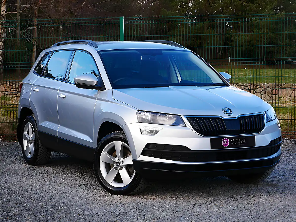 Used 2018 Skoda Karoq Se Brilliant Silver Metallic - Front View