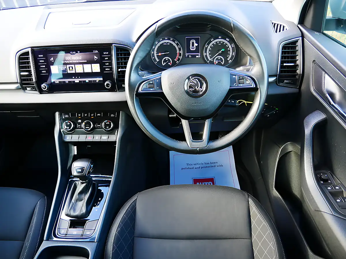 Used 2018 Skoda Karoq Se Brilliant Silver Metallic - Interior and Exterior details 14