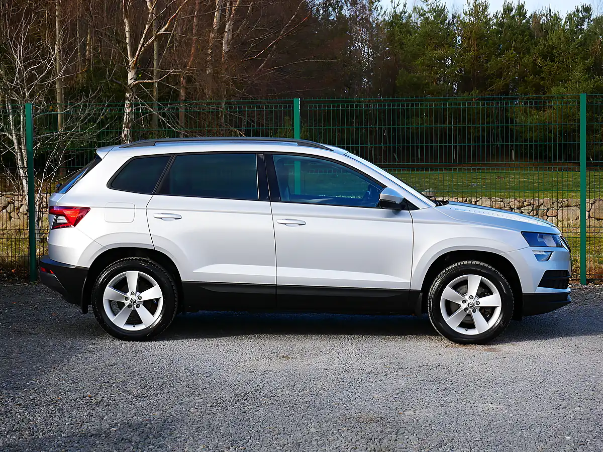 Used 2018 Skoda Karoq Se Brilliant Silver Metallic - Interior and Exterior details 5