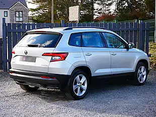 Used 2018 Skoda Karoq Se Brilliant Silver Metallic - Interior and Exterior details 9