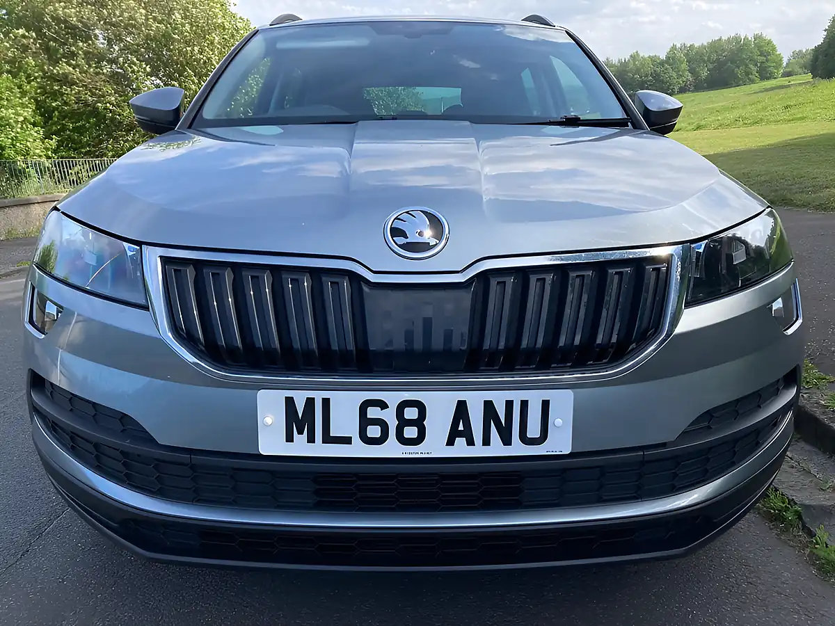 Used 2018 Skoda Karoq Se Grey - Interior and Exterior details 7
