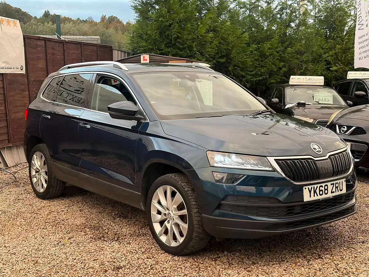 Used 2018 Skoda Karoq Se L Blue - Interior and Exterior details 6