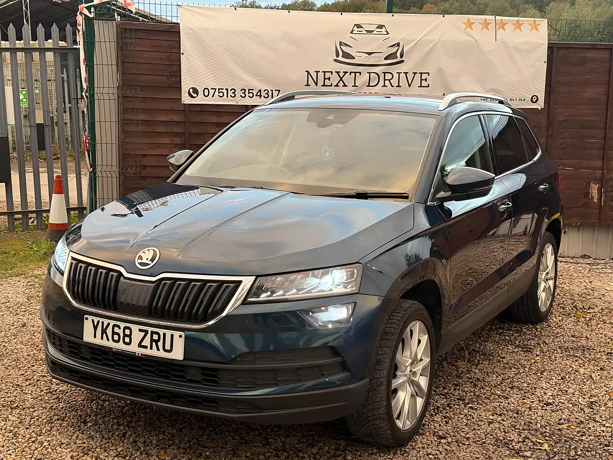 Used 2018 Skoda Karoq Se L Blue - Interior and Exterior details 7
