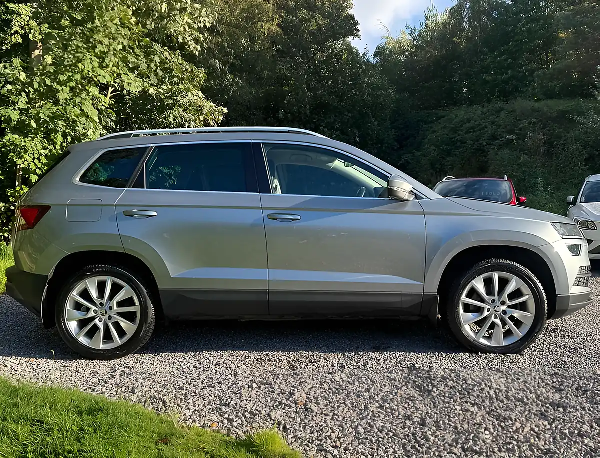 Used 2018 Skoda Karoq Se L Brilliant Silver - Interior and Exterior details 2