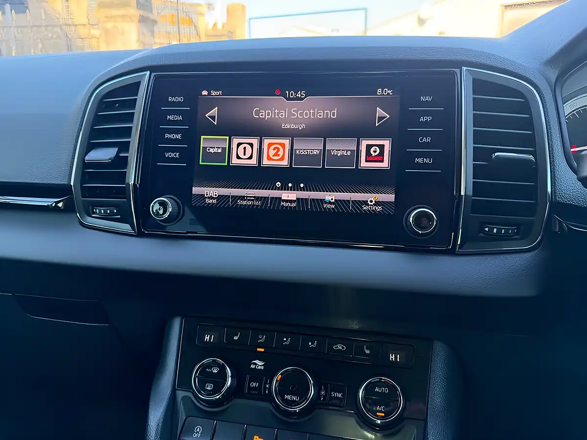 Used 2018 Skoda Karoq Se L Business Grey - Interior and Exterior details 14
