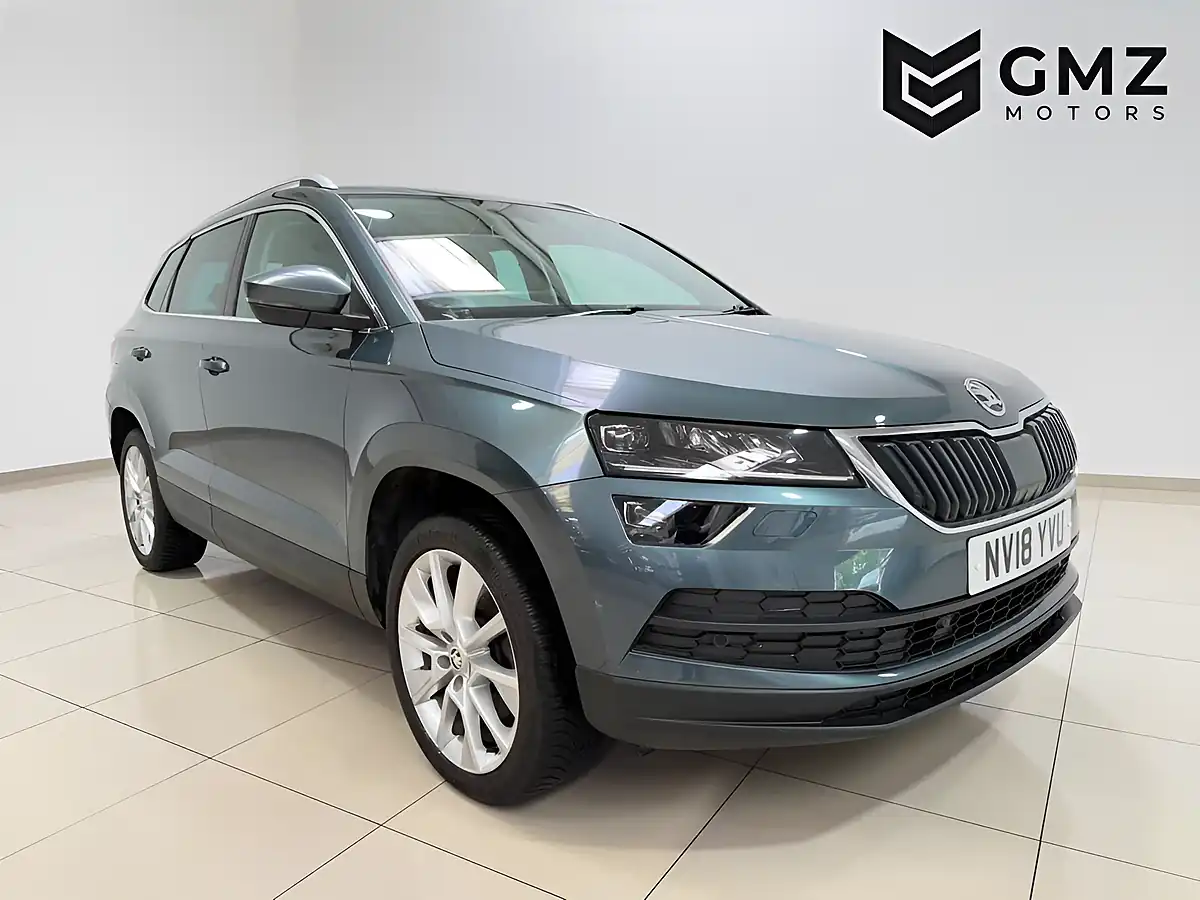 Used 2018 Skoda Karoq Se L Grey - Front View