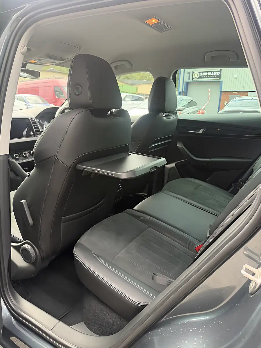 Used 2018 Skoda Karoq Se L Grey - Interior and Exterior details 10