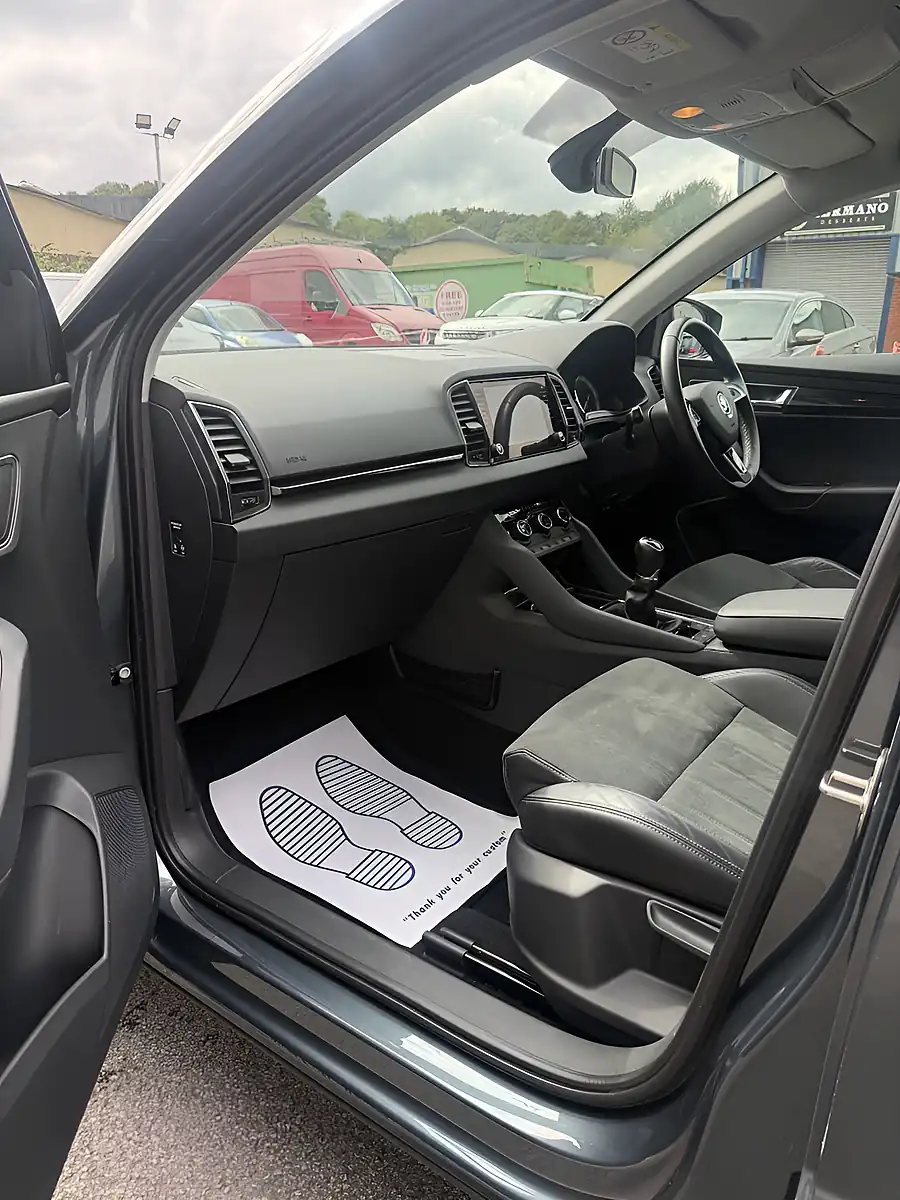 Used 2018 Skoda Karoq Se L Grey - Interior and Exterior details 9