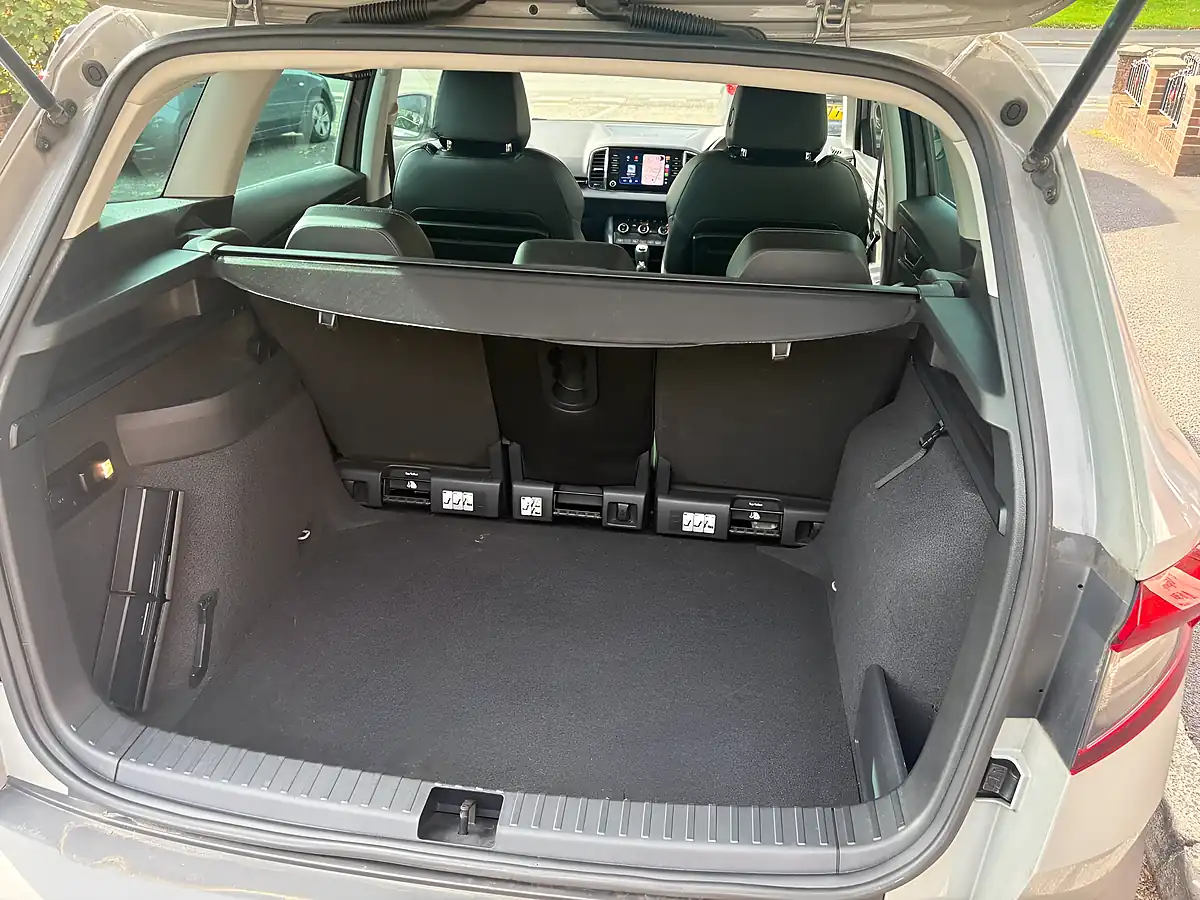 Used 2018 Skoda Karoq Se L Grey - Interior and Exterior details 12