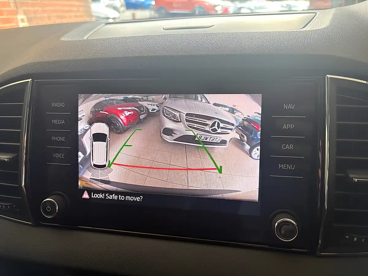 Used 2018 Skoda Karoq Se L Grey - Interior and Exterior details 17